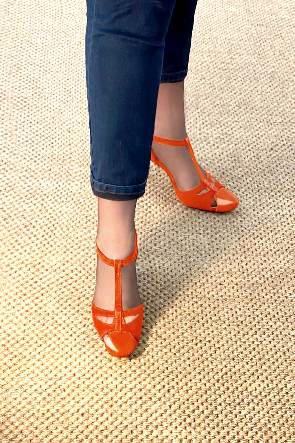 Clementine orange women's T-strap open side shoes. Round toe. High kitten heels. Top view - Florence KOOIJMAN